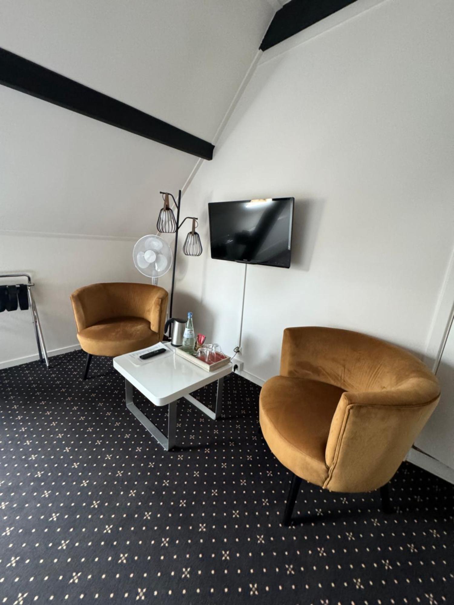 Bed and Breakfast Ouwe Schuure Sluis Exterior foto