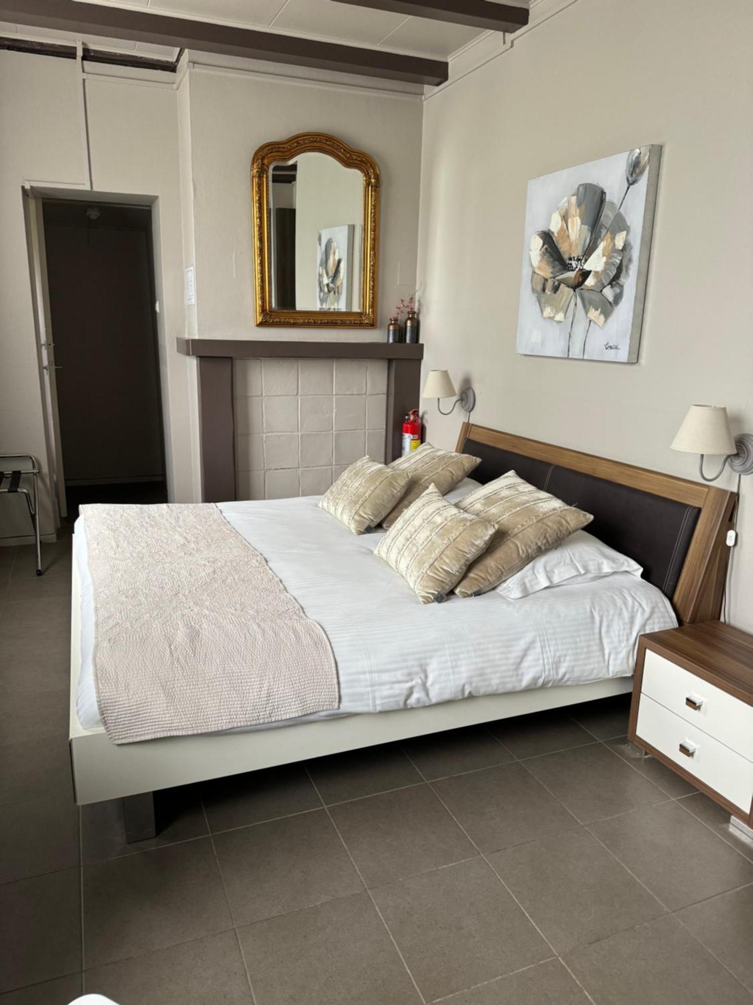 Bed and Breakfast Ouwe Schuure Sluis Exterior foto